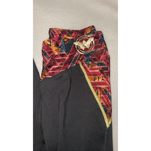 DISNEY HER UNIVERSE Wonder Woman DC Comics Superhero Movie Leggings Size S - Picture 7 of 10